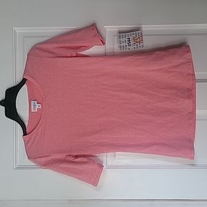 Lularoe Fitted Gigi Tee, Size XS but Fits Like Small, Faded Pink